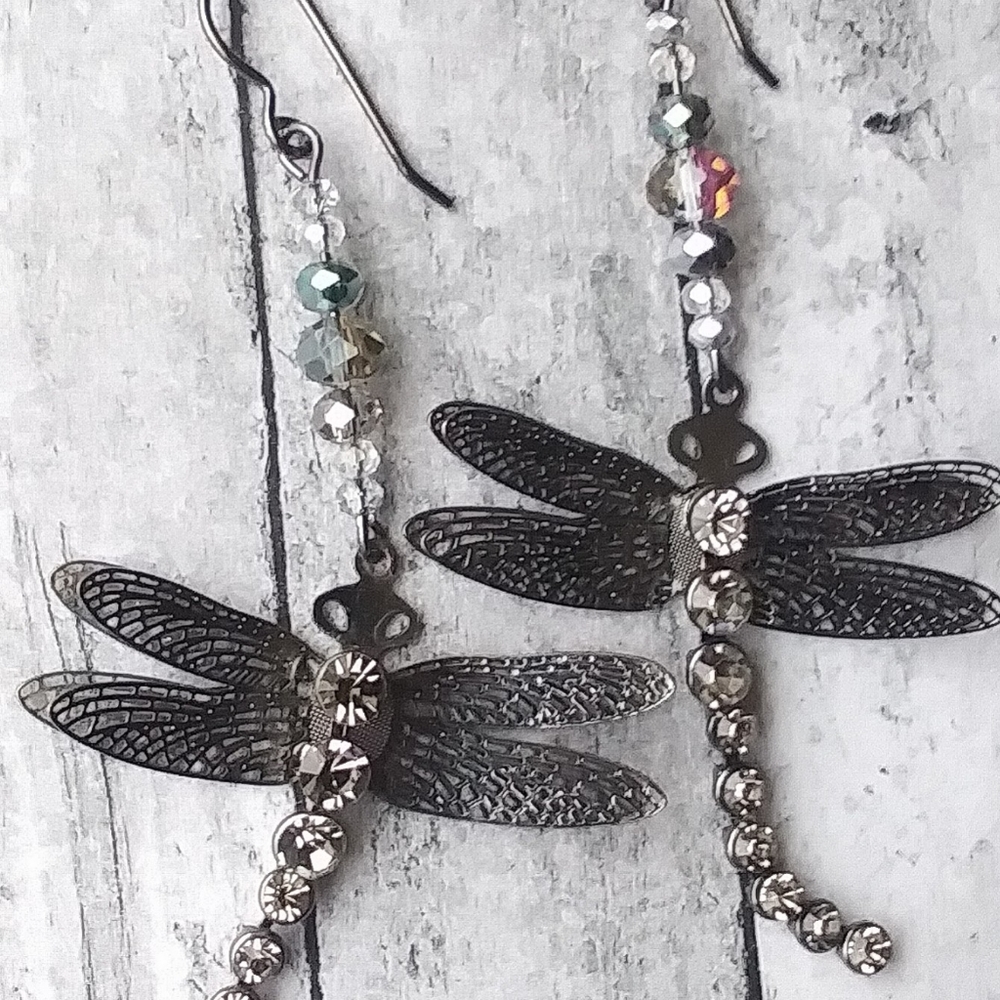 Sparkle Dangling Dragonflies Earrings